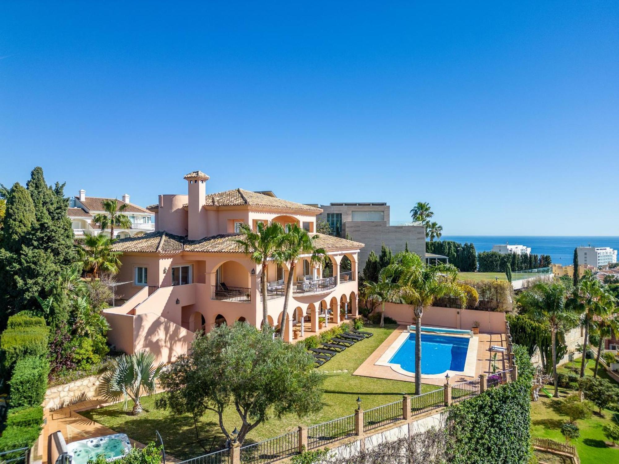 Beachside Villa With Panoramic Sea Views Benalmádena Esterno foto