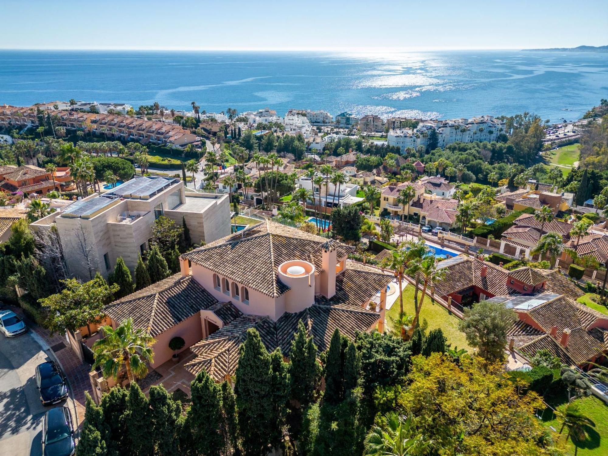 Beachside Villa With Panoramic Sea Views Benalmádena Esterno foto