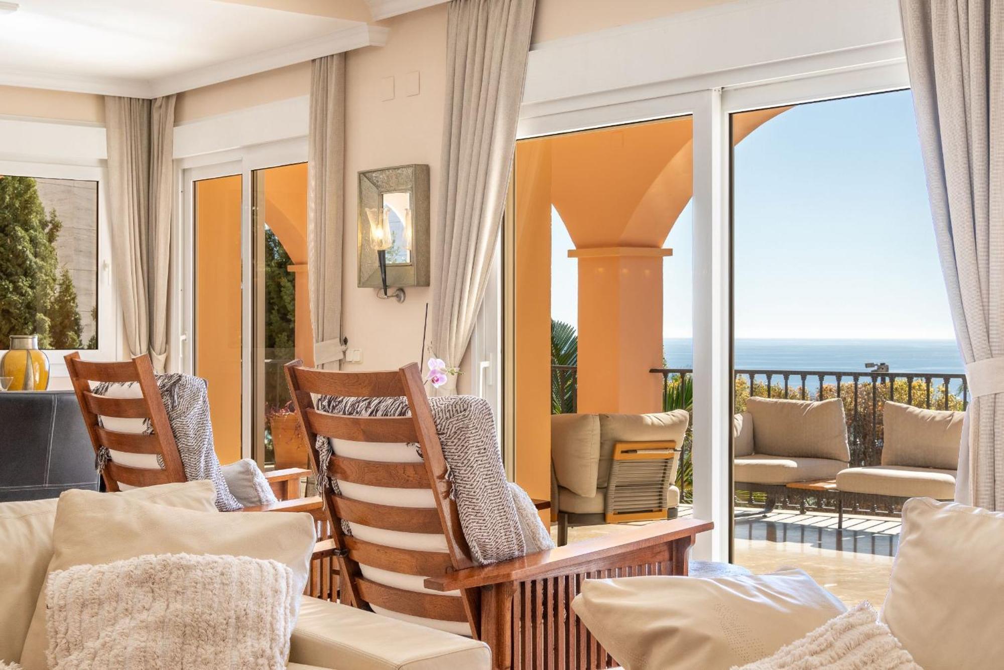 Beachside Villa With Panoramic Sea Views Benalmádena Esterno foto