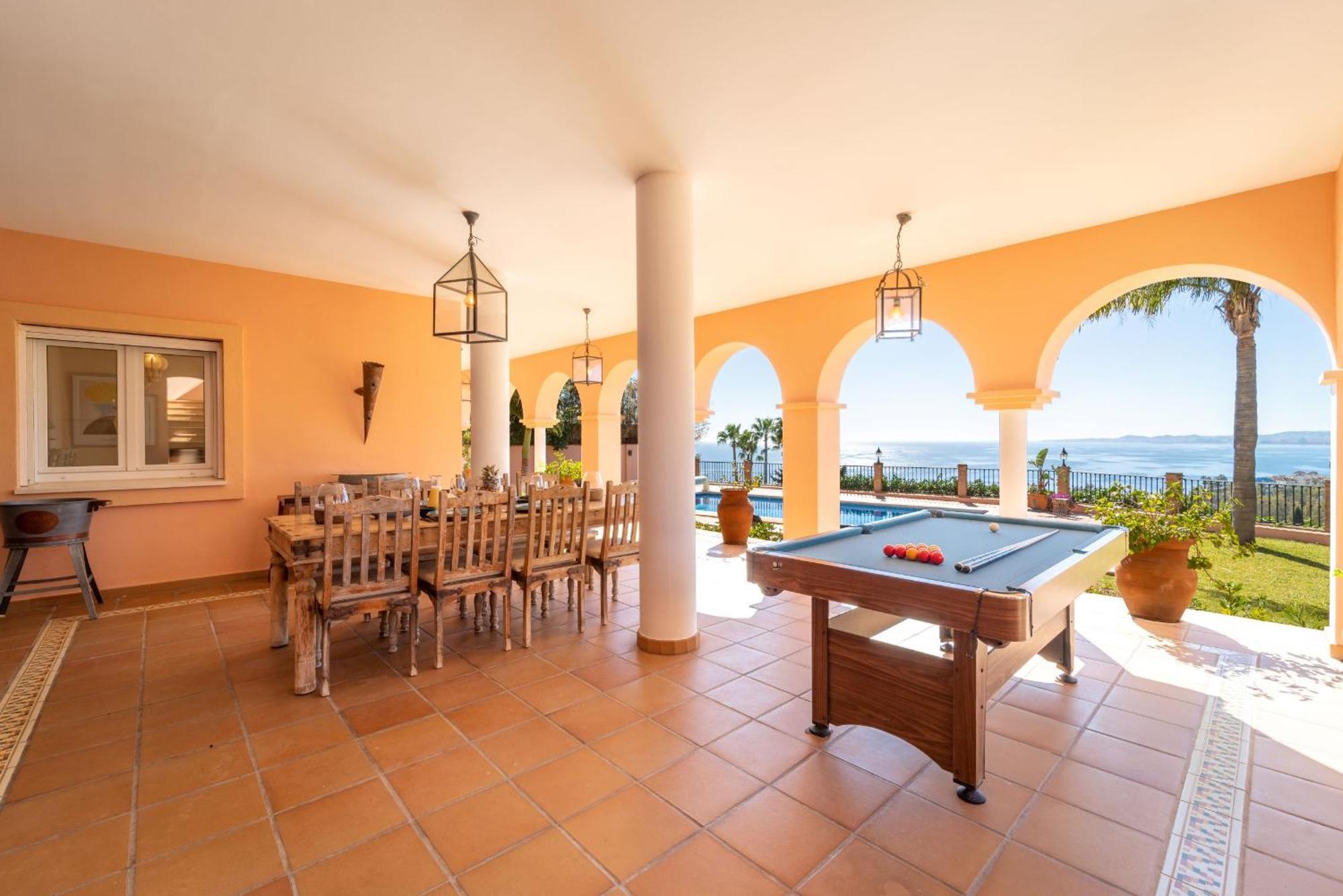 Beachside Villa With Panoramic Sea Views Benalmádena Esterno foto