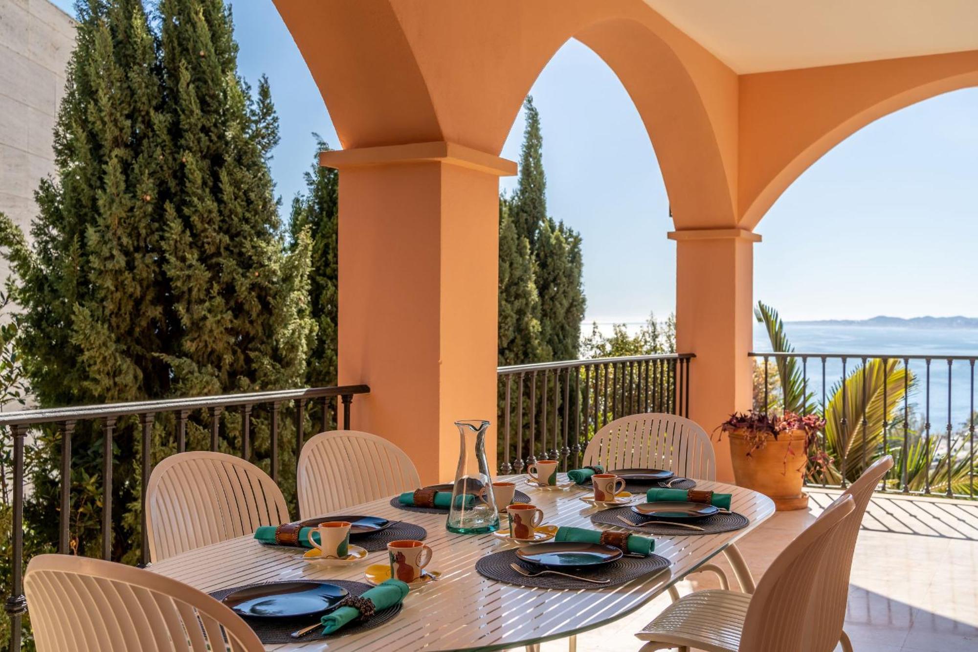 Beachside Villa With Panoramic Sea Views Benalmádena Esterno foto