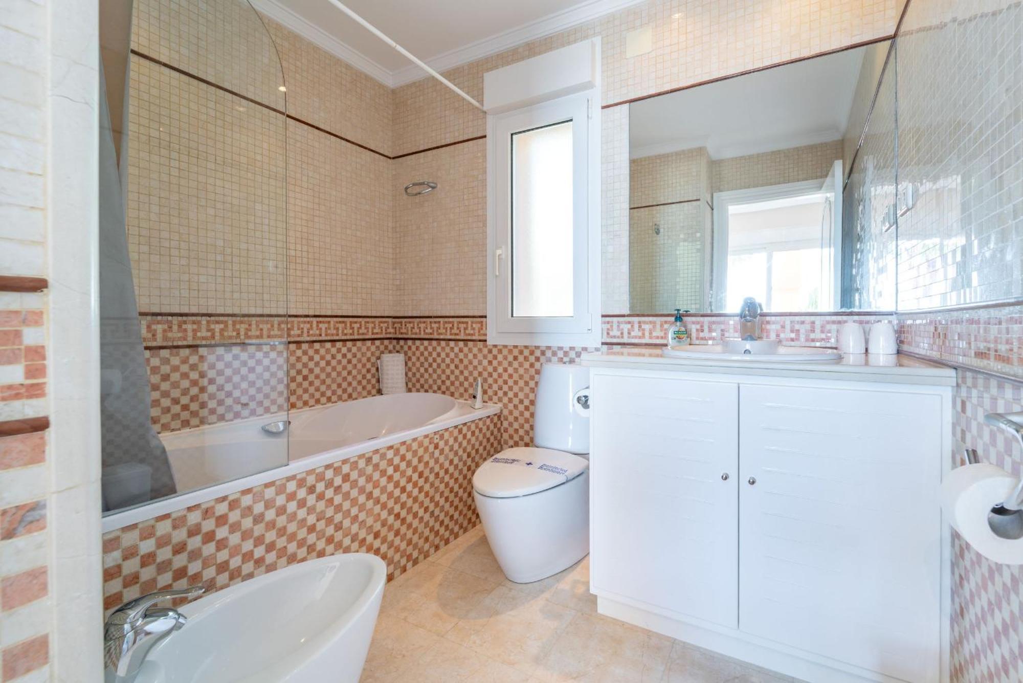 Beachside Villa With Panoramic Sea Views Benalmádena Esterno foto