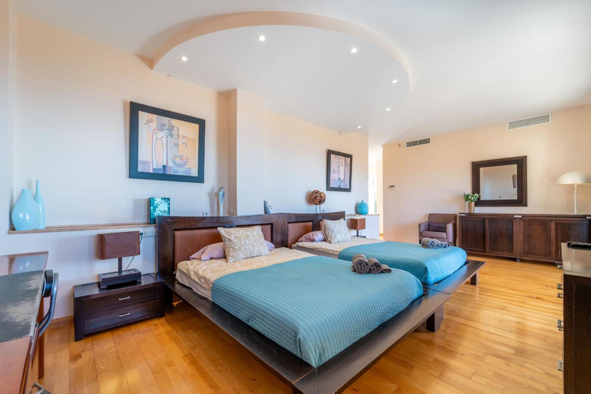 Beachside Villa With Panoramic Sea Views Benalmádena Esterno foto
